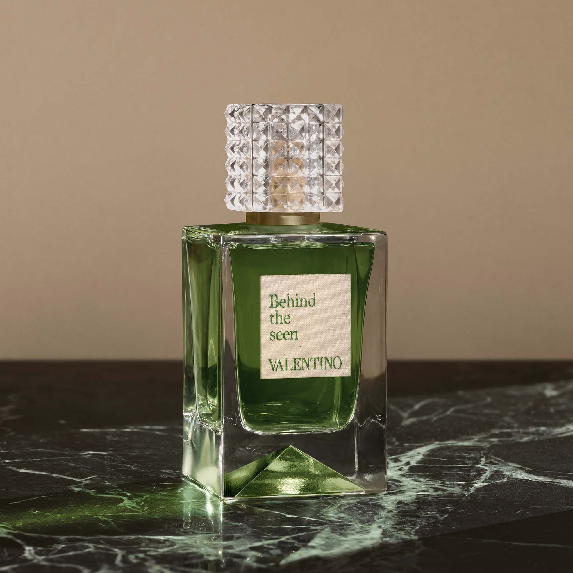 Perfumer Video Cover